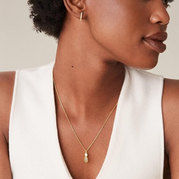 Women's Pineapple Gold Plated Pendant Dainty Cubic Zirconia Chain Necklace - Picture 3 of 4